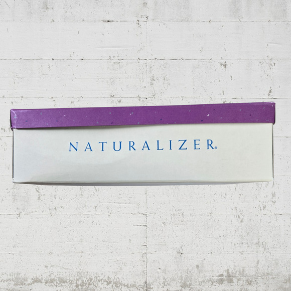 80s Vintage Black Suede Pointed Square Toe Gold Trim USA Made 2.5" Heels Size 8 - Picture 13 of 14